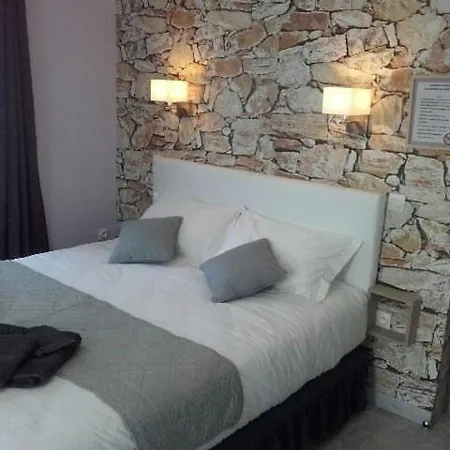 民宿 Aux Genets De Josephine