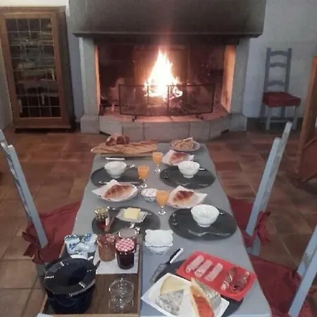 民宿 Aux Genets De Josephine Fournols