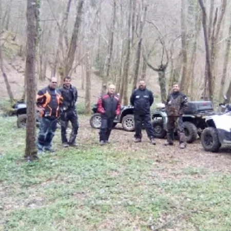 Aux Genets De Josephine * Fournols