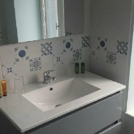 Aux Genets De Josephine *